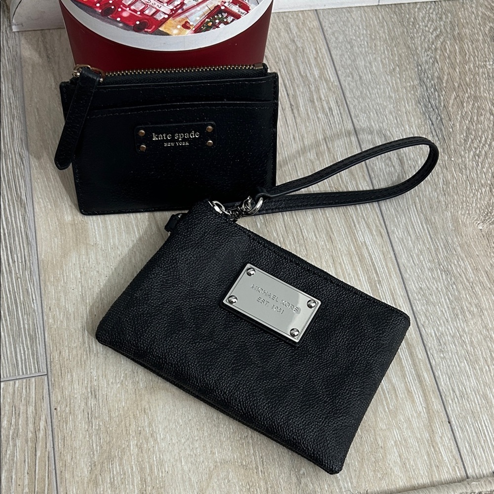 SOLD SOLD Bundle of Kate Spade Card Holder and Michael Kors Wristlet - Picture 1 of 10